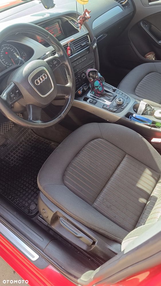 Audi A4 Avant 2.0 TDI Multitronic - 25