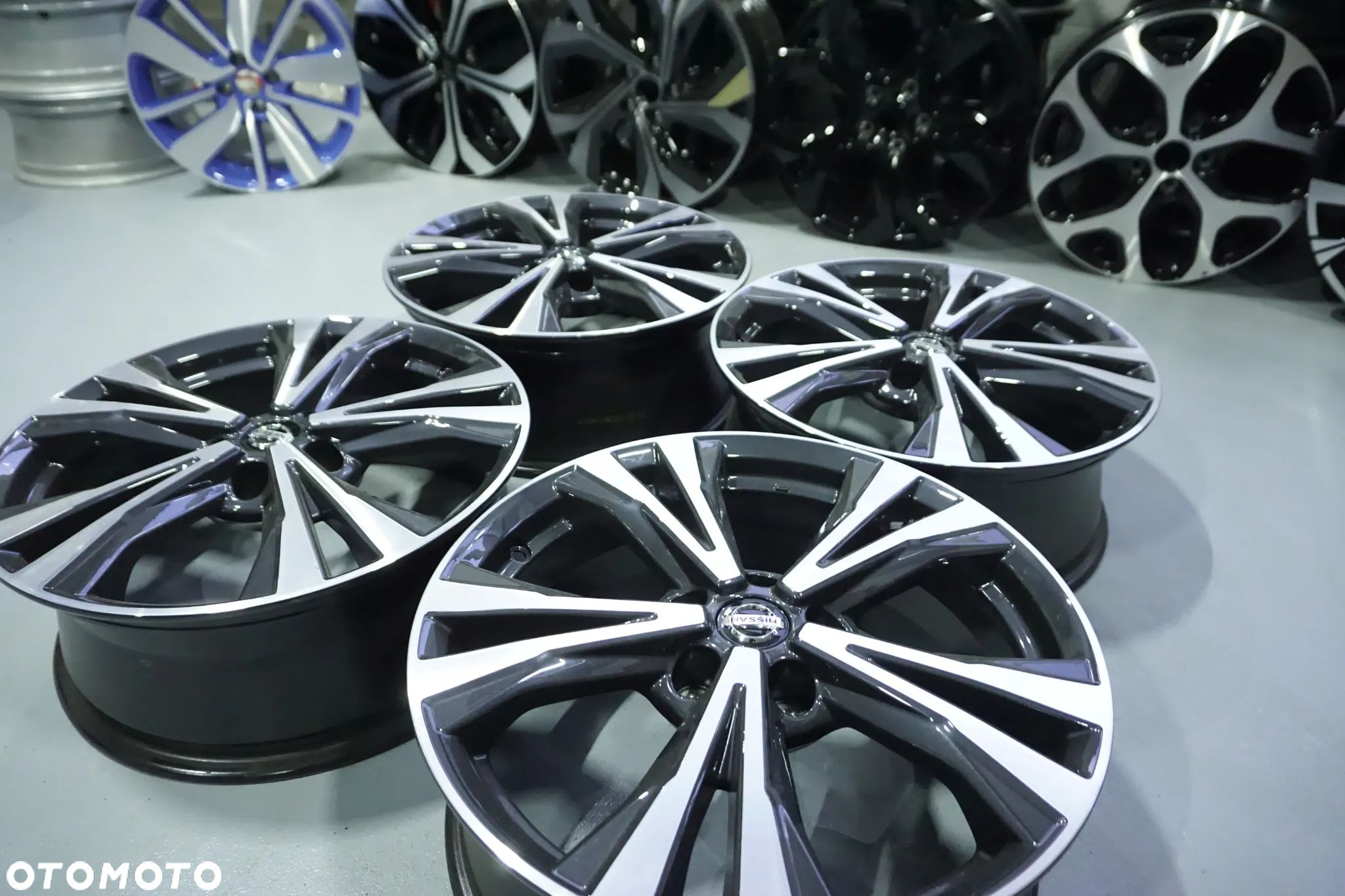 FELGI  ALUMINIOWE 18 NISSAN ARIYA NISMO  PULSAR JUKE QASHQAI LEAF X-TRAIL PRIMERA ET40  ORYGINAŁ NOWE - 1