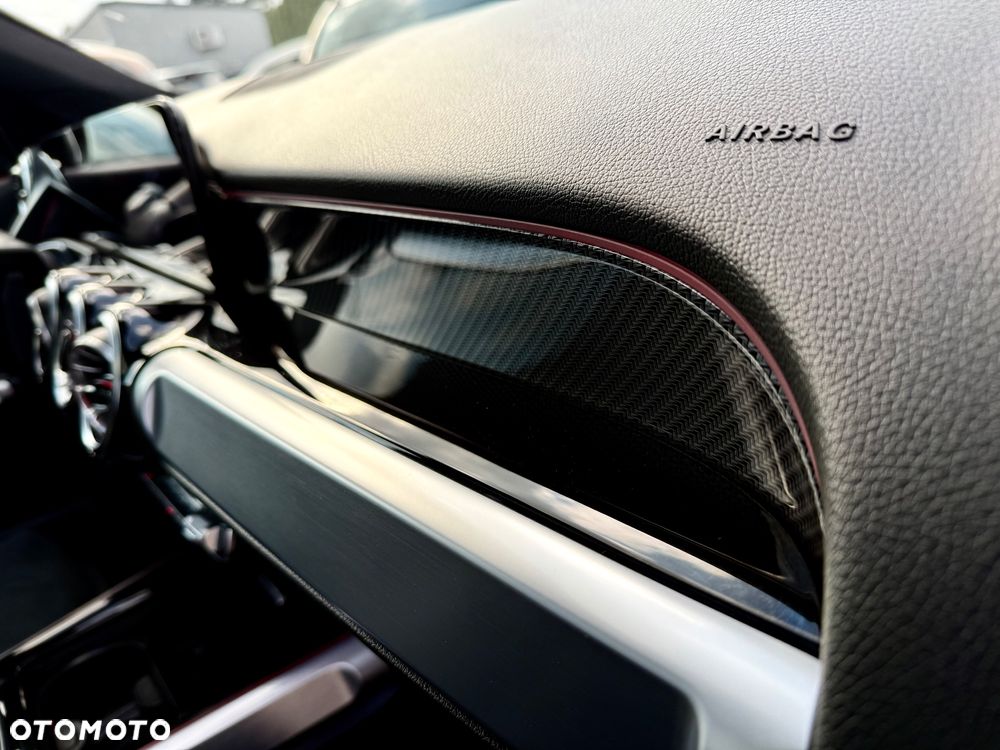 Mercedes-Benz GLB 200 7G-DCT AMG Line - 26