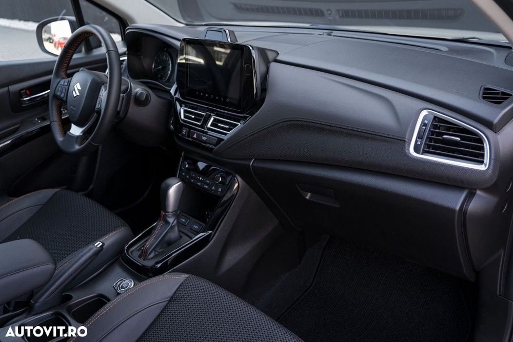 Suzuki S-Cross - 13