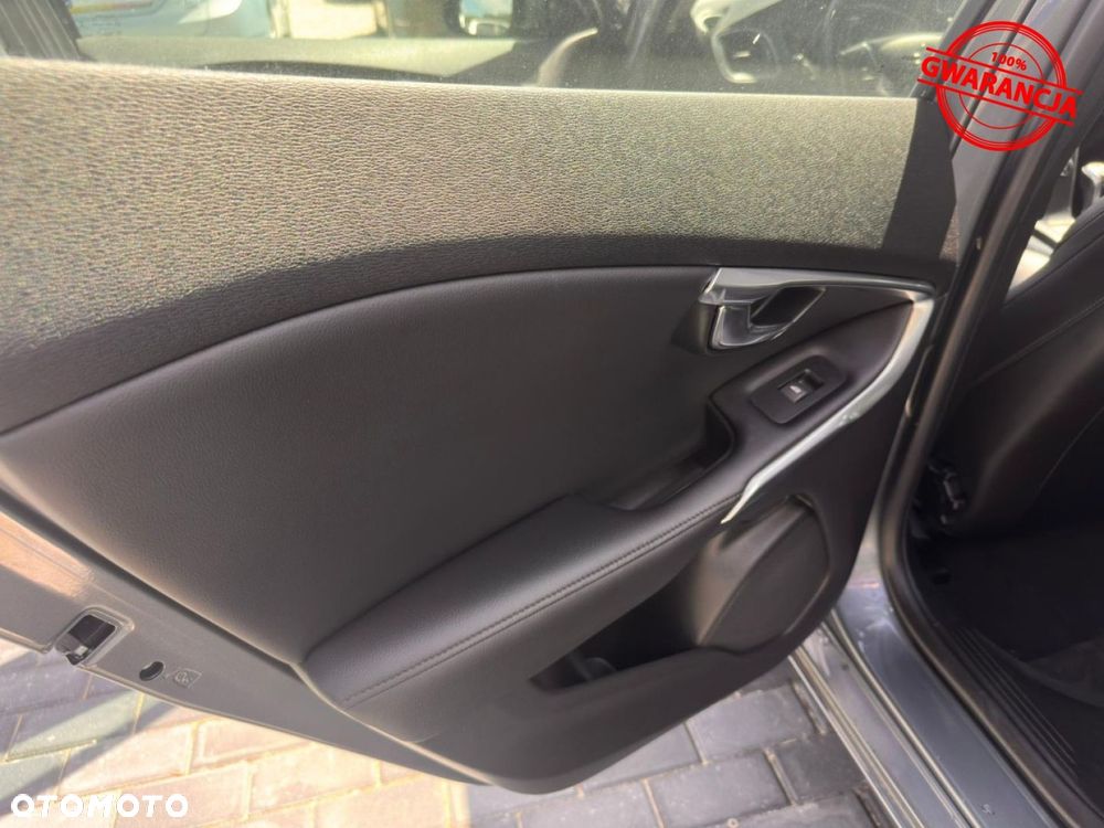 Volvo V40 - 37