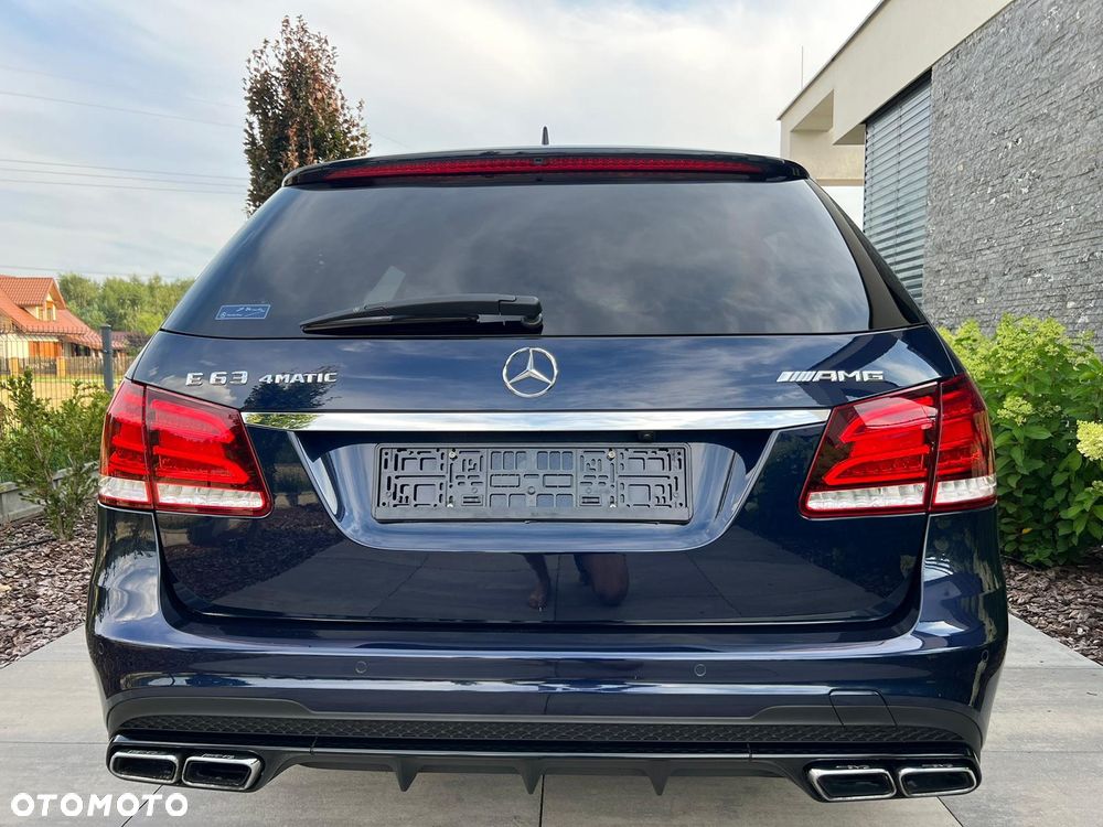 Mercedes-Benz Klasa E 63 AMG 4Matic AMG Speedshift MCT - 21