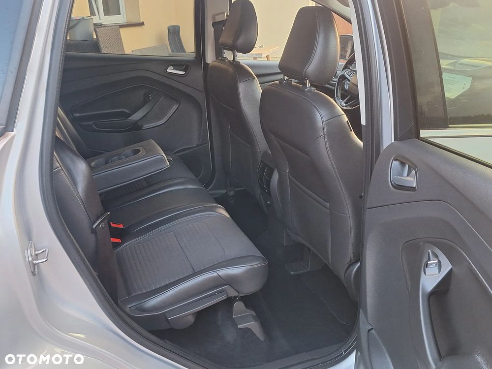 Ford Kuga 2.0 TDCi 4WD Titanium - 10