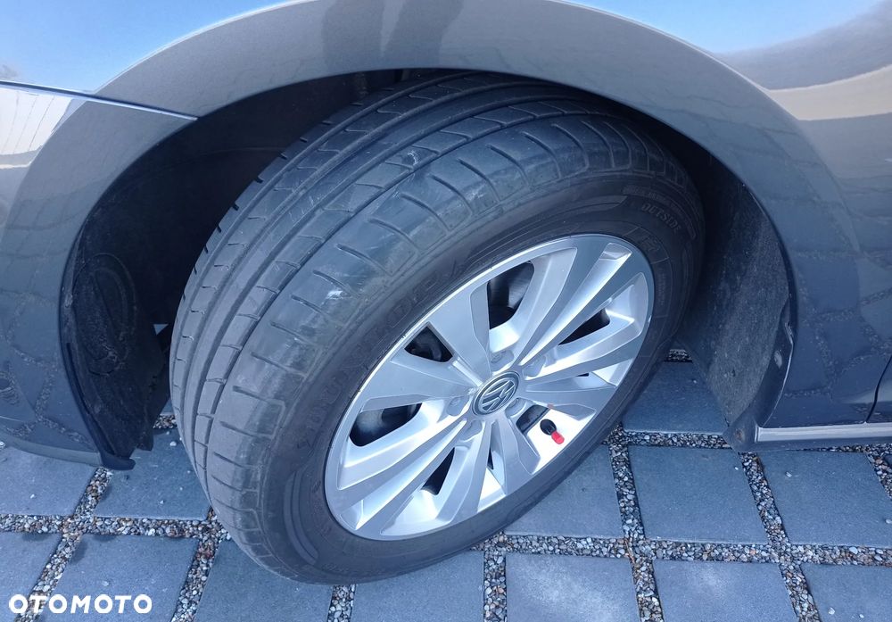 Volkswagen Golf - 4