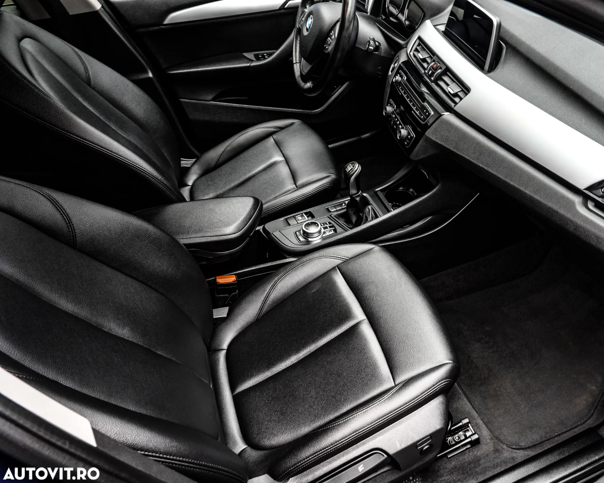 BMW X1 sDrive18d Sport Line - 12