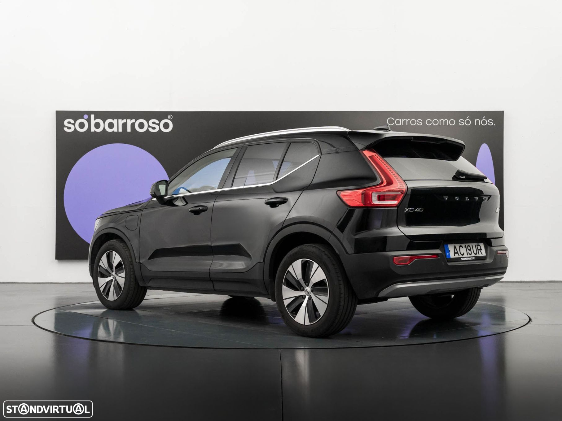 Volvo XC 40 1.5 T5 PHEV Momentum - 4
