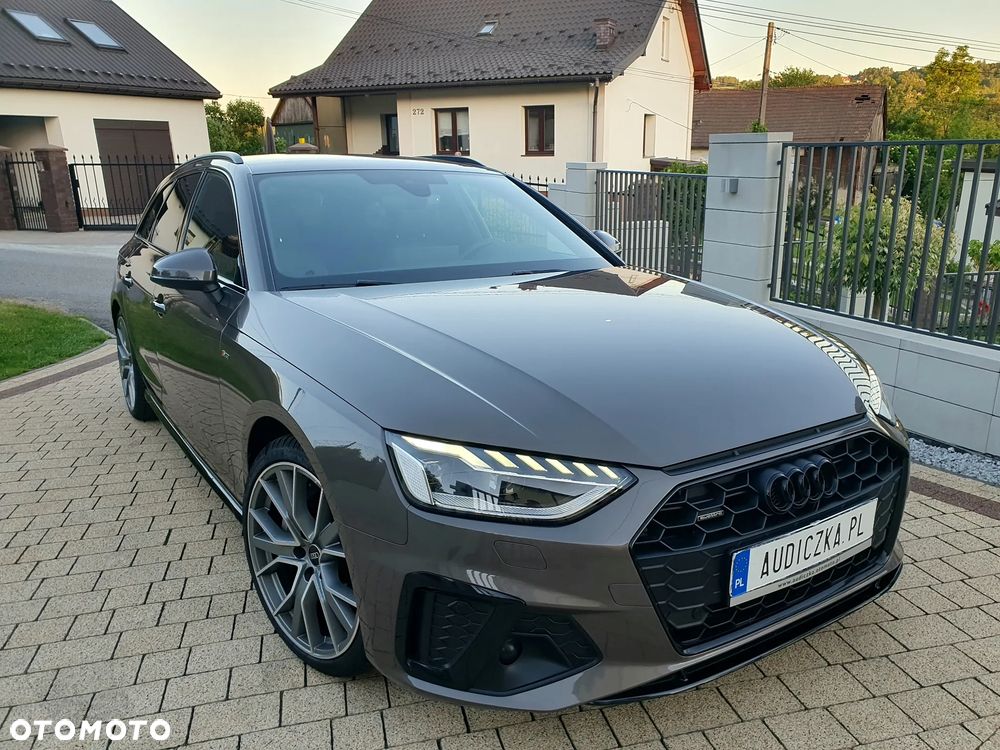 Audi A4 Avant 40 TDI quattro S tronic S line - 4