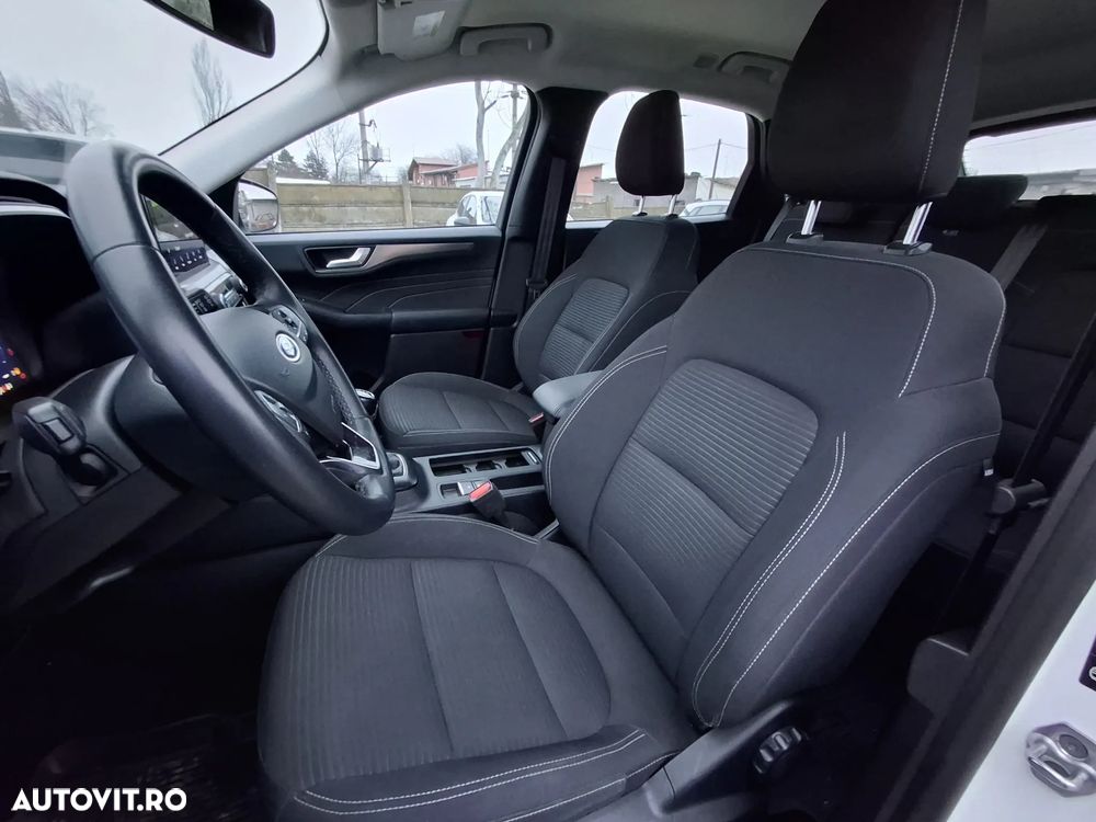 Ford Kuga 1.5 EcoBoost FWD Titanium - 10