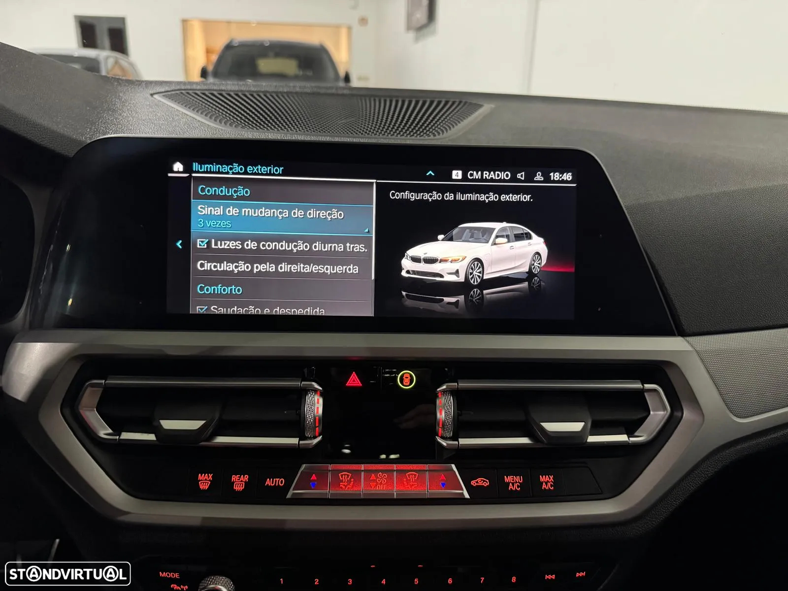 BMW 330 e Auto - 41