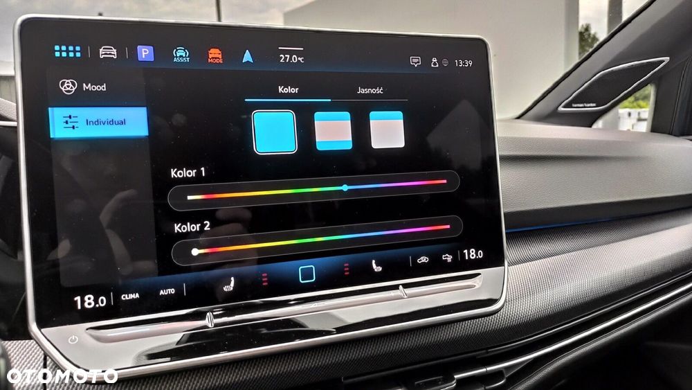 Volkswagen Golf - 27