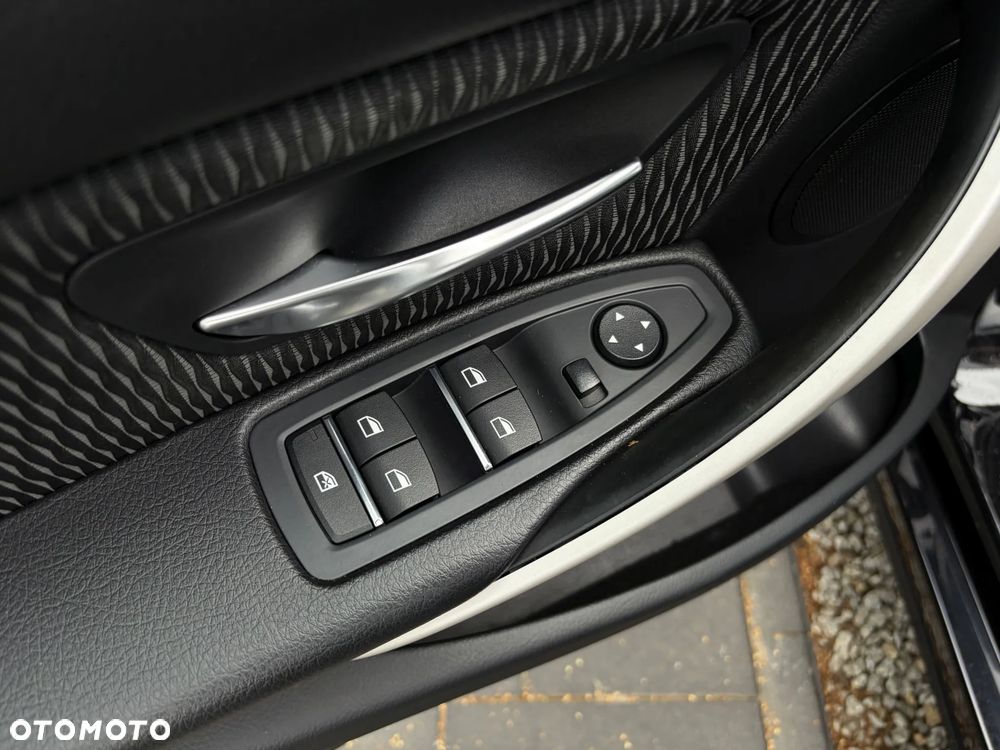 BMW Seria 3 320d Advantage - 31