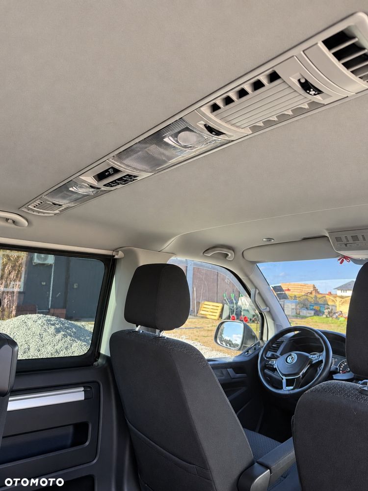 Volkswagen Multivan - 10