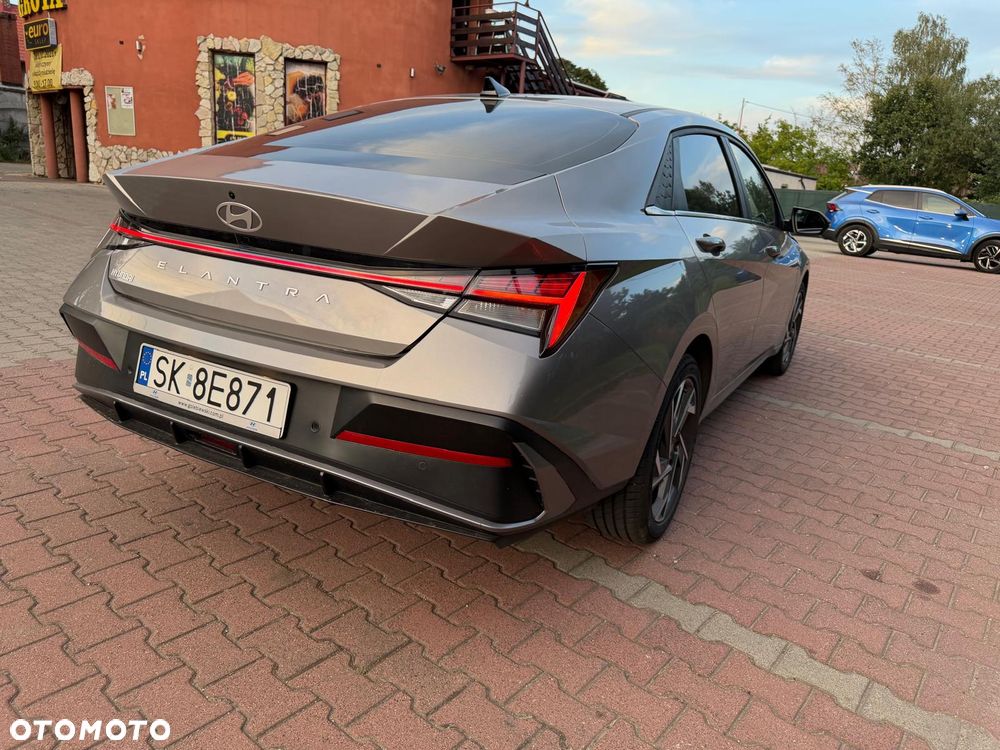 Hyundai Elantra 1.6 Smart - 3