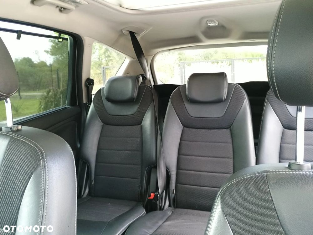 Ford S-Max 2.0 TDCi DPF Titanium - 19