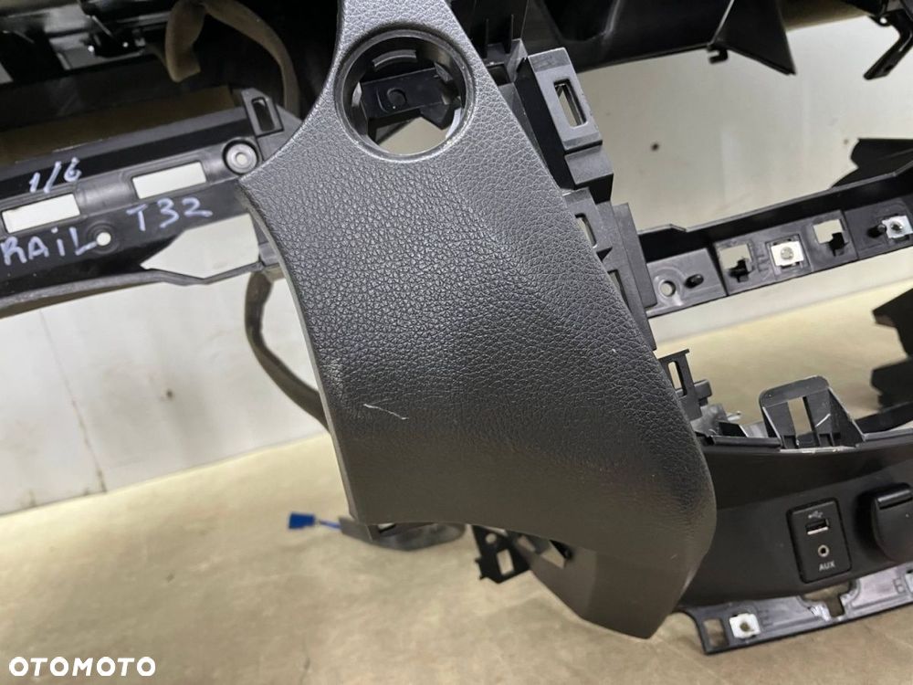 Deska rozdzielcza Nissan X-Trail III T32 Rogue 13-17r. poduszki powietrzne AIRBAG pasy - 9