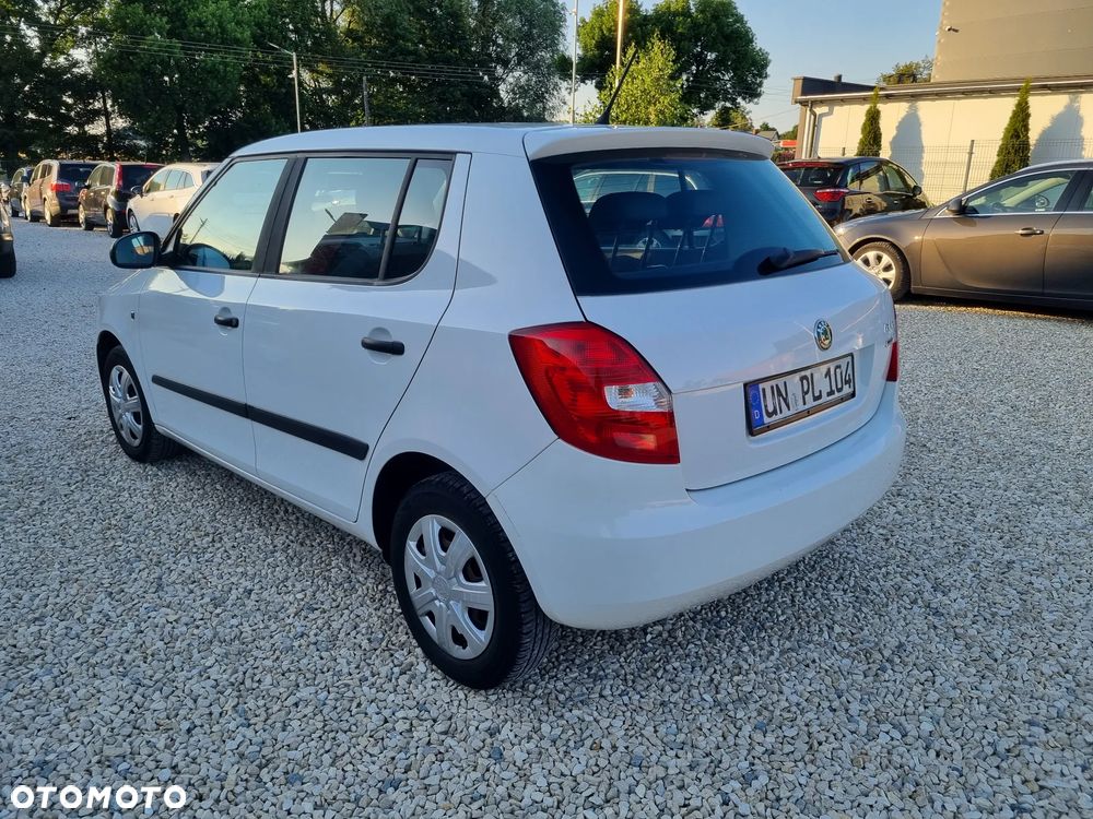 Skoda Fabia 1.2 HTP Active - 3