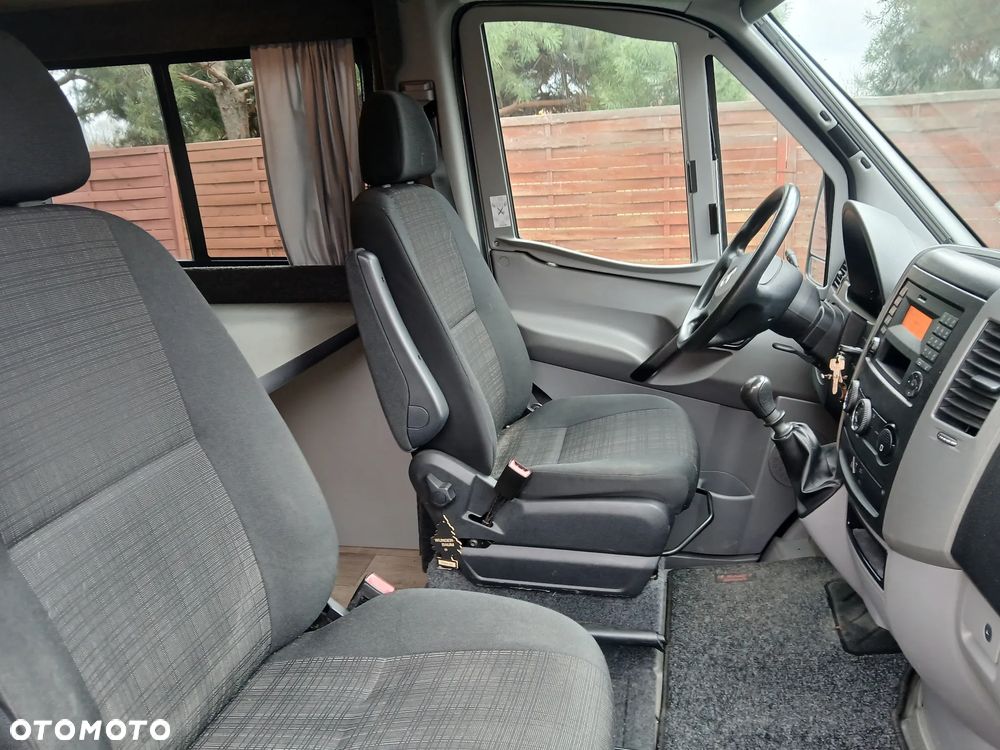 Mercedes-Benz Sprinter - 31