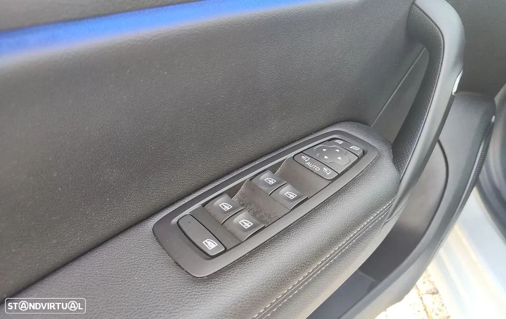 Renault Mégane Sport Tourer 1.6 E-Tech Plug-In Hybrid Equilibre - 16