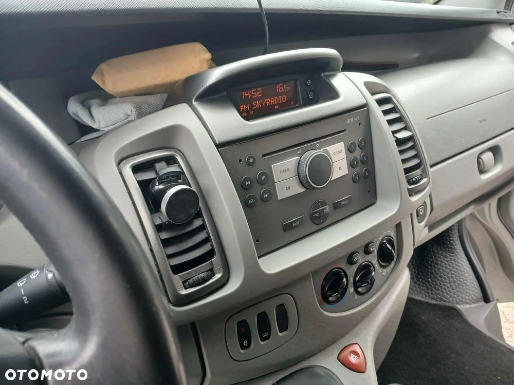 Opel Vivaro - 7