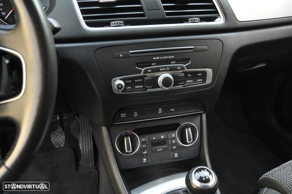 Audi Q3 2.0 TDI S-line - 41