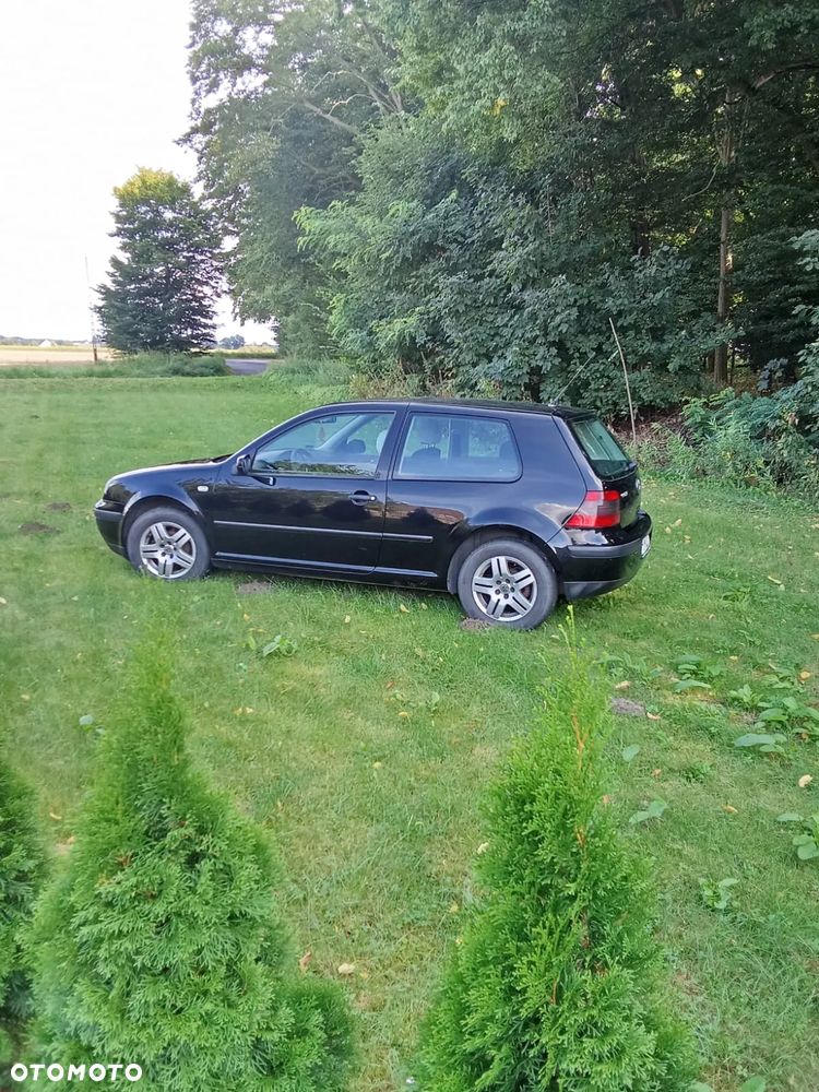 Volkswagen Golf 1.4 Basis - 3