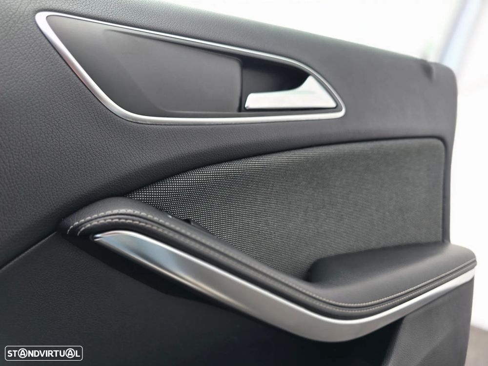 Mercedes-Benz A 180 CDI (BlueEFFICIENCY) Urban - 16