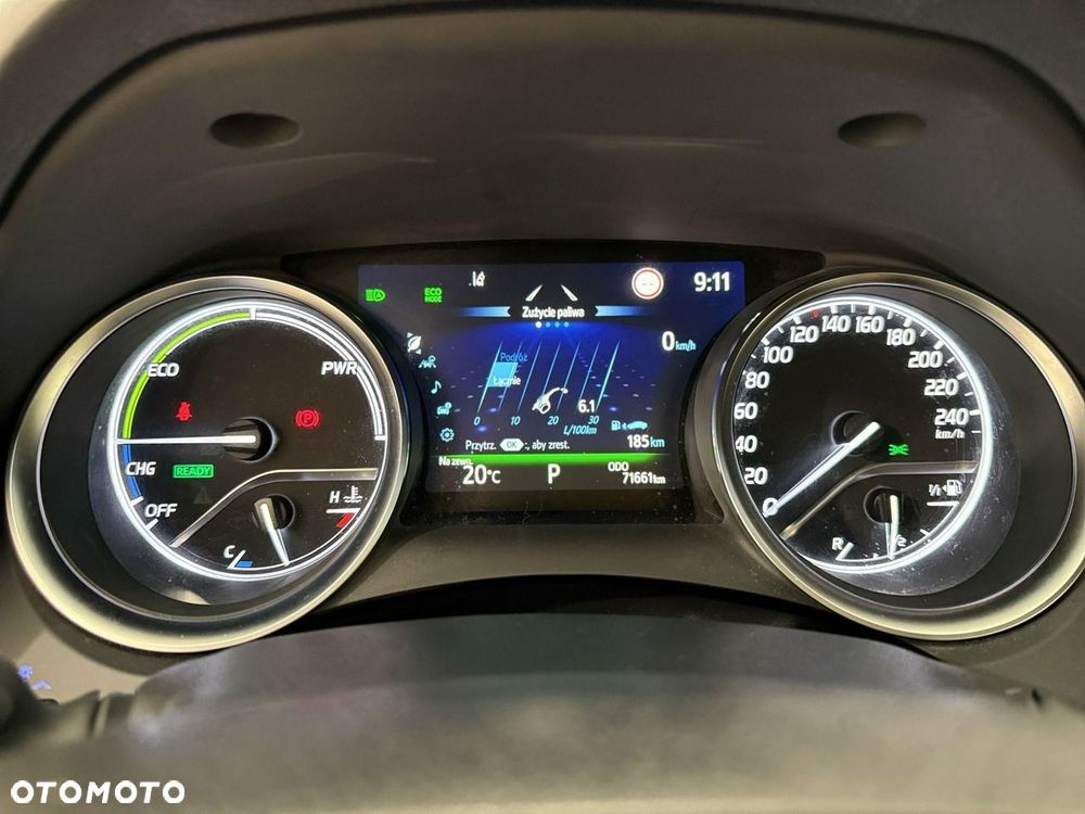 Toyota Camry - 16