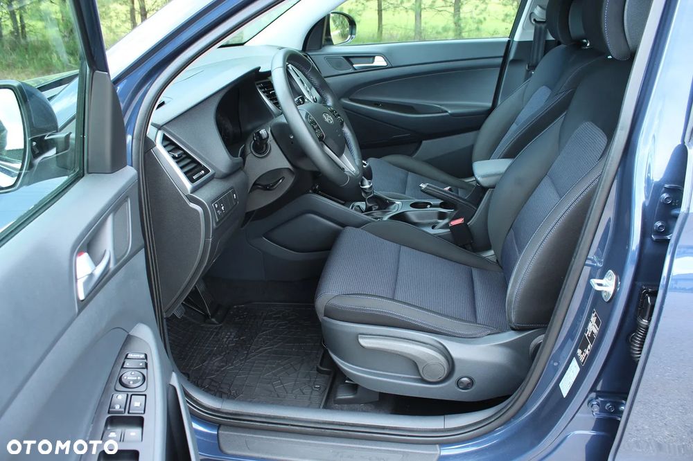 Hyundai Tucson blue 1.7 CRDi 2WD Style - 22