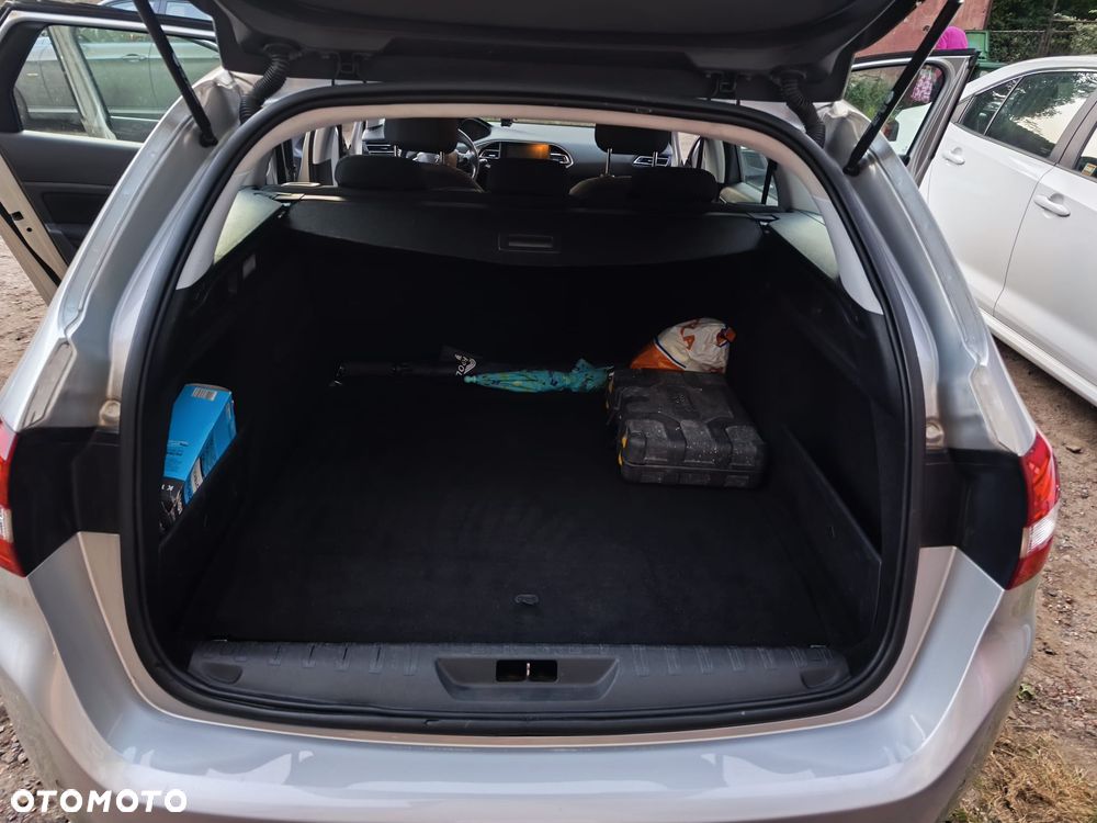 Peugeot 308 1.6 HDi Active - 9