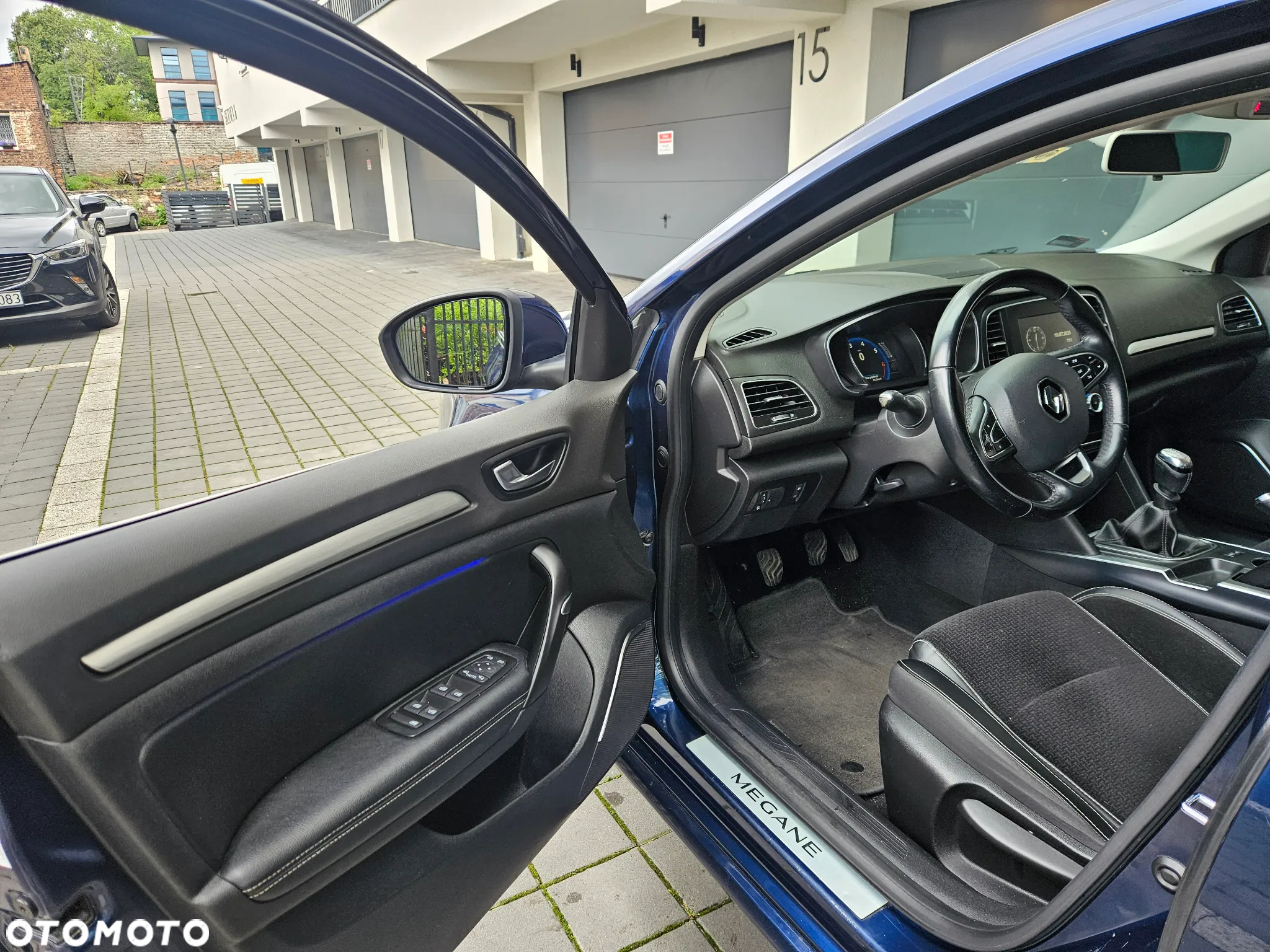 Renault Megane 1.6 SCe Intens - 9