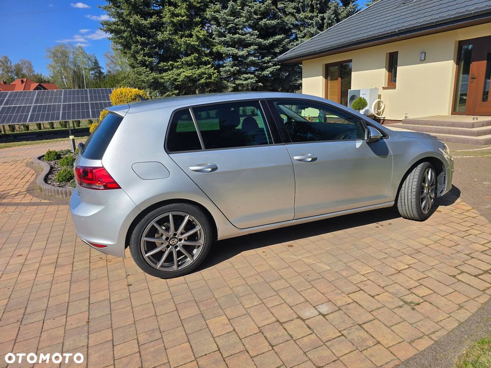 Volkswagen Golf 1.2 TSI BlueMotion Technology Allstar - 4
