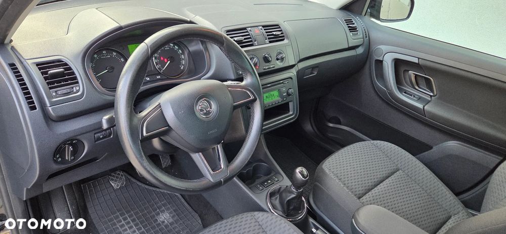 Skoda Fabia 1.2 TSI Ambiente - 25