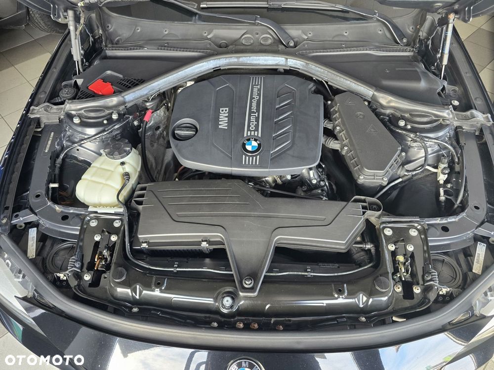 BMW Seria 3 318d - 27