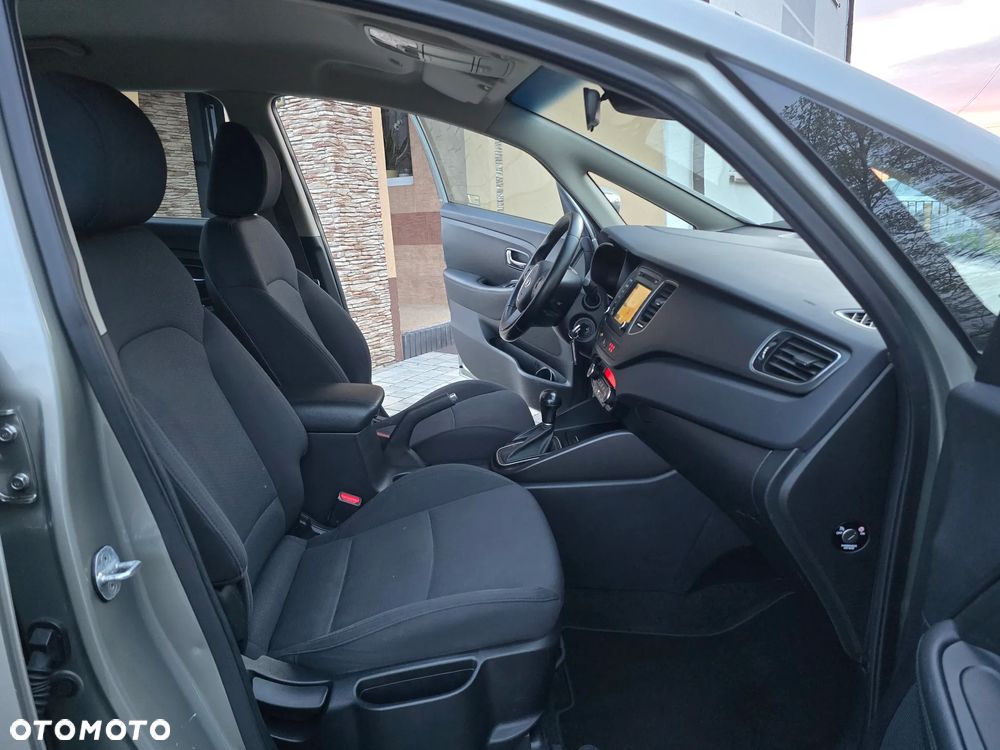 Kia Carens 2.0 GDI Spirit - 34