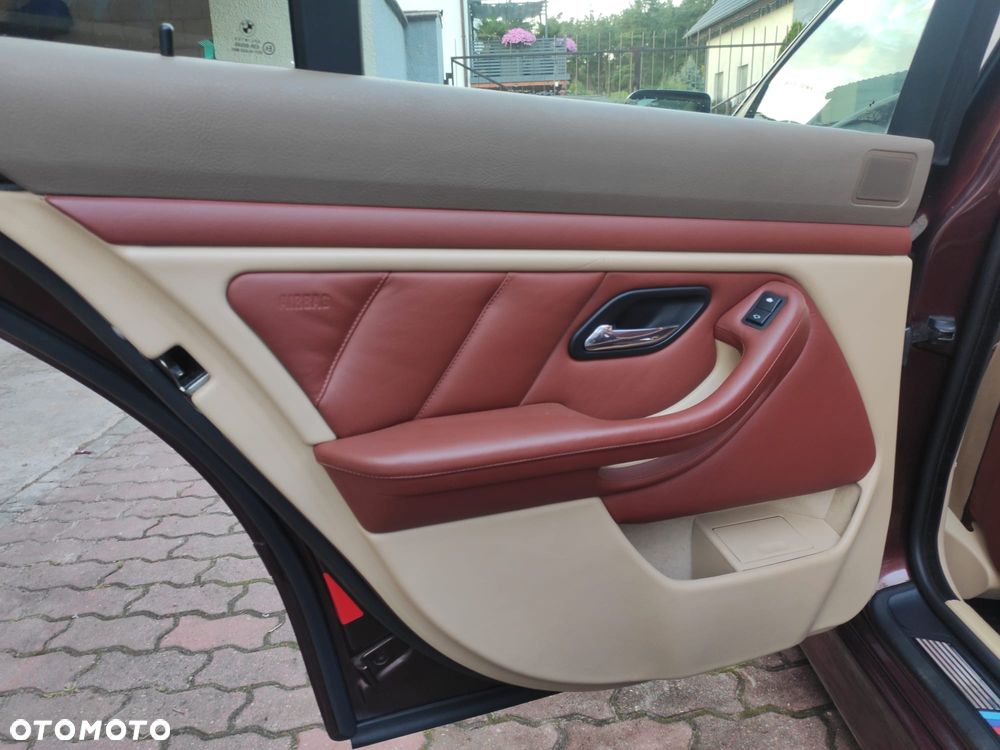 BMW Seria 5 - 8