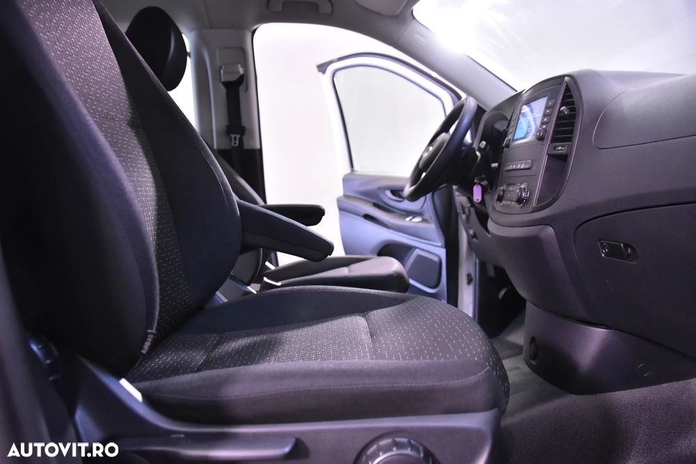 Mercedes-Benz Vito Tourer Extra-Lung 114 CDI 136CP RWD 9AT BASE - 11