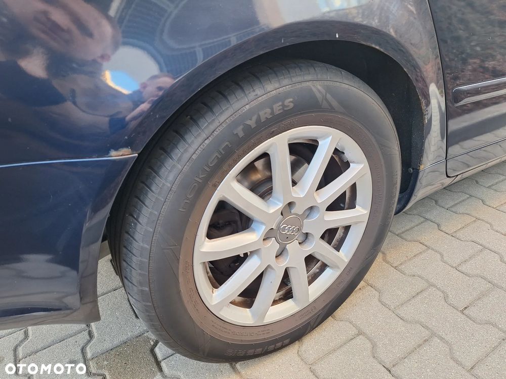 Audi A4 Limousine 2.0T FSI - 16