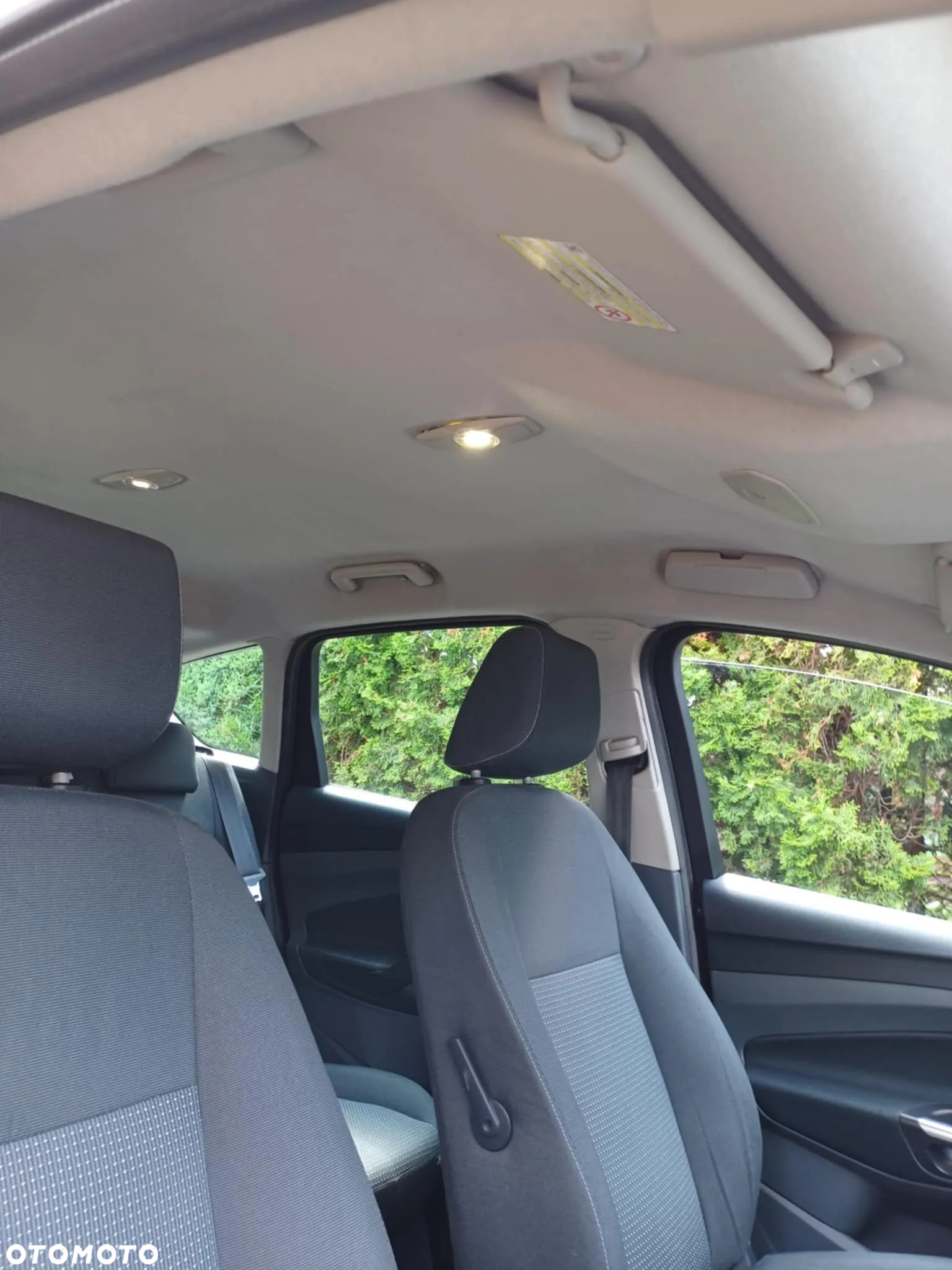 Ford C-MAX - 19