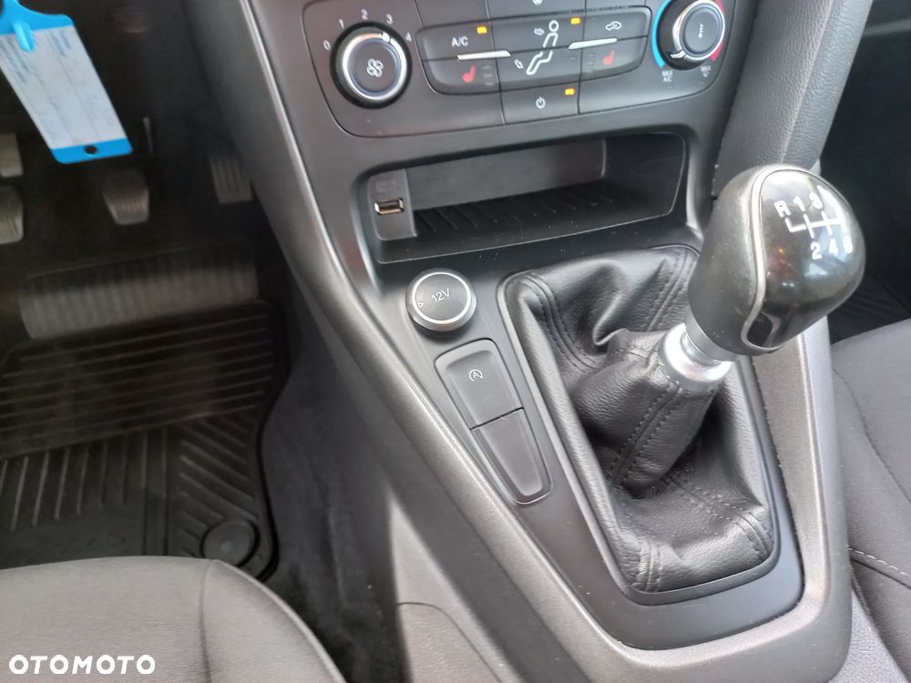 Ford Focus - 17