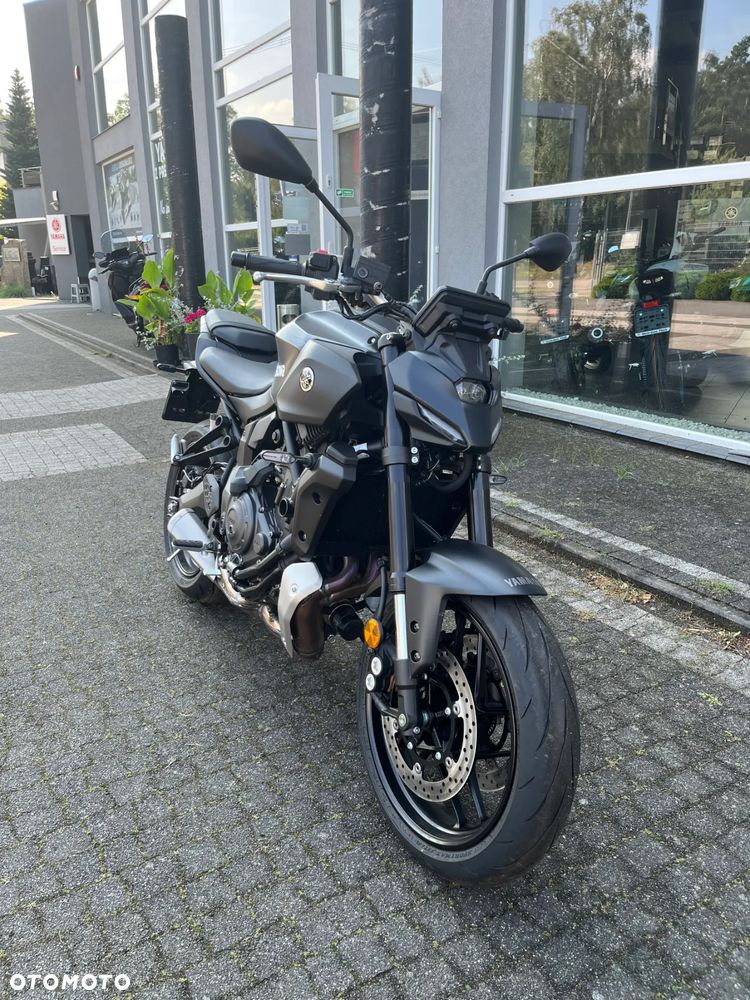 Yamaha MT - 2