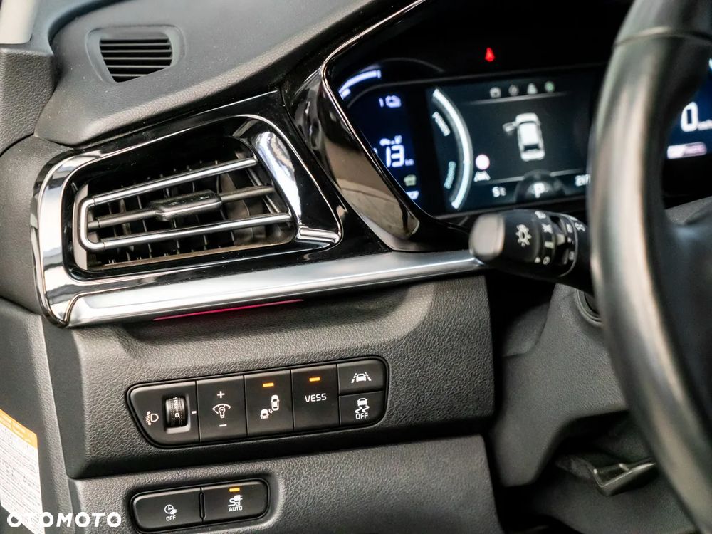 Kia Niro 64kWh L - 32