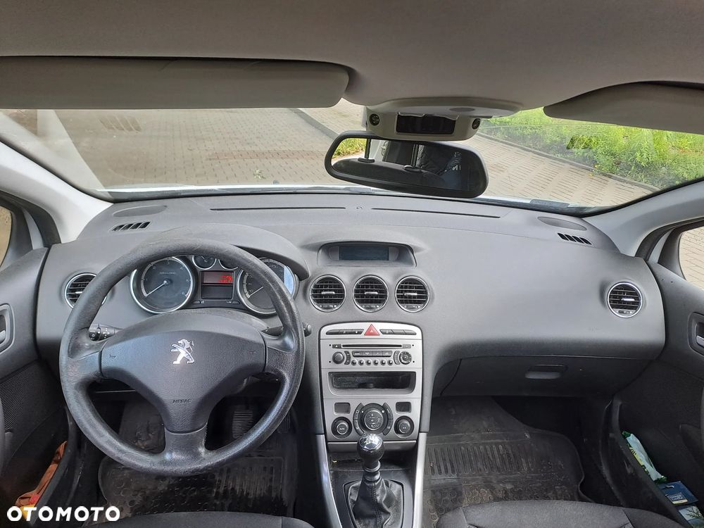Peugeot 308 - 13