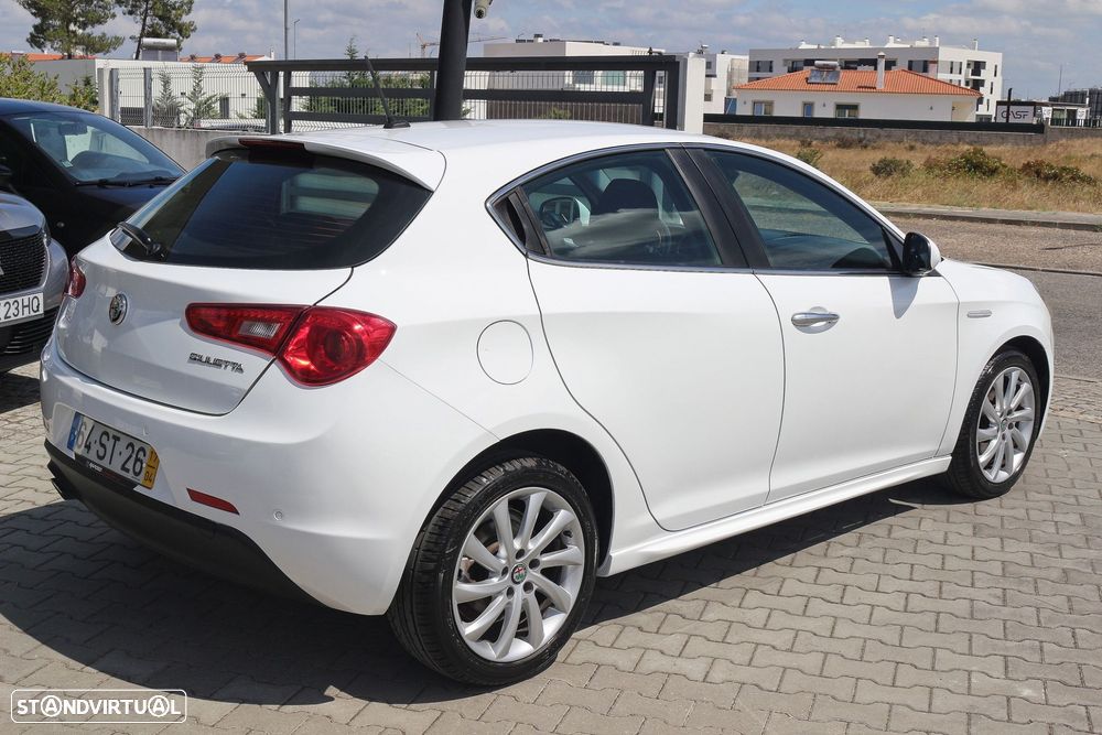 Alfa Romeo Giulietta 1.6 JTDM Super TCT - 24