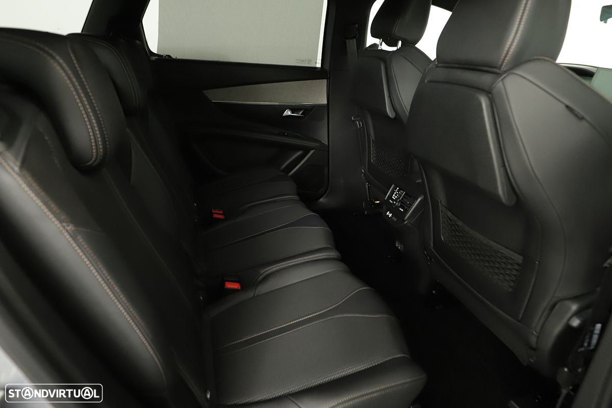 Peugeot 5008 1.2 PureTech GT EAT8 - 23
