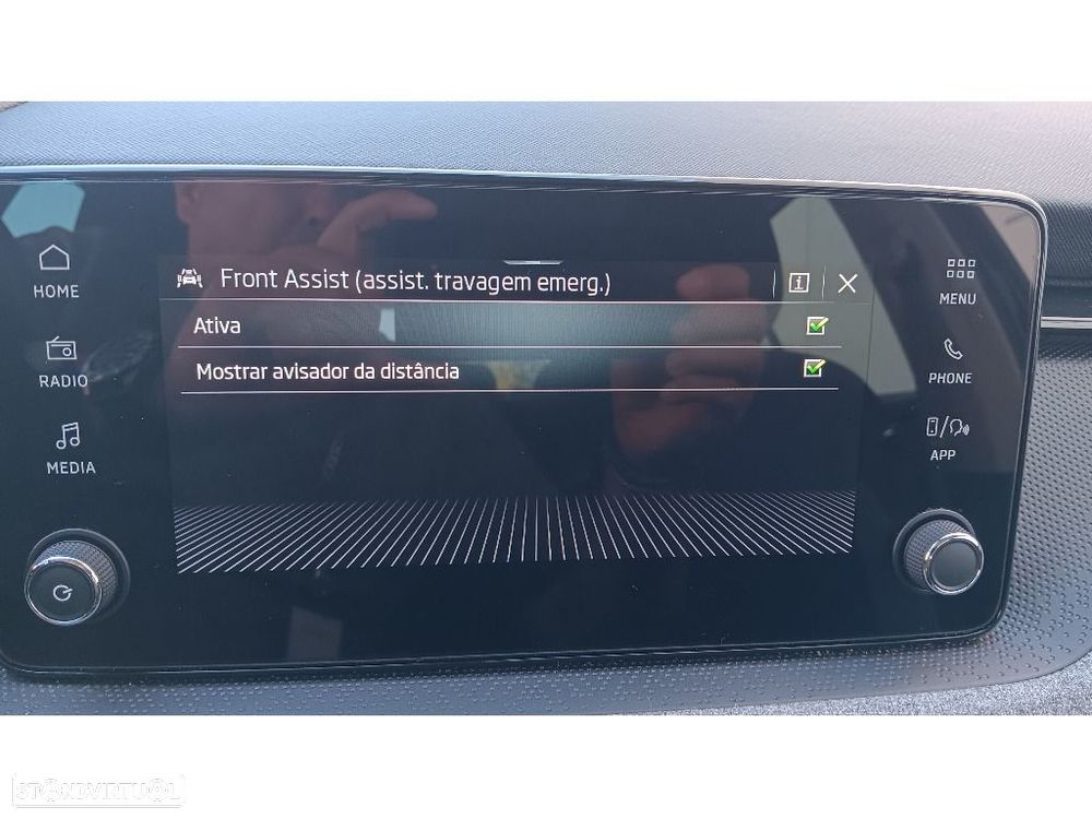 Skoda Kamiq 1.0 TSI DSG - 17