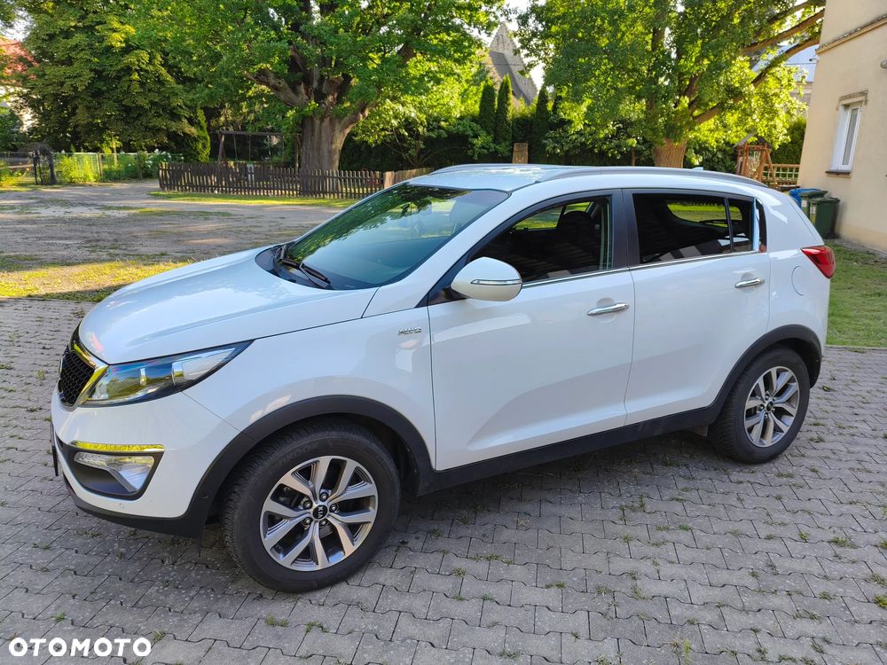 Kia Sportage 2.0 CRDI 4WD Dream-Team Edition - 2