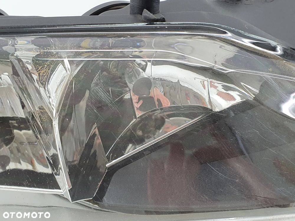 LAMPA PRZOD REFLEKTOR  DUCATI PANIGALE 899 PANIGALE 1199 - 16