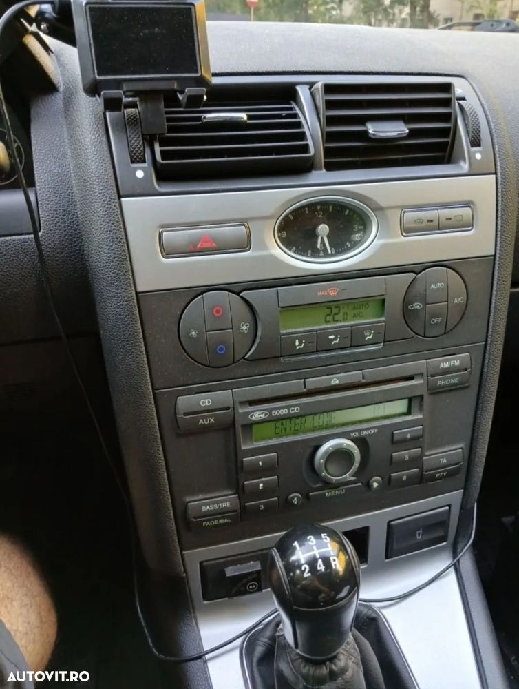 Ford Mondeo 1.8 Trend - 1