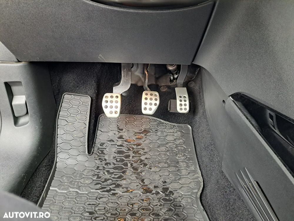 Peugeot 2008 PureTech 130 Stop&Start GT-Line Edition - 28