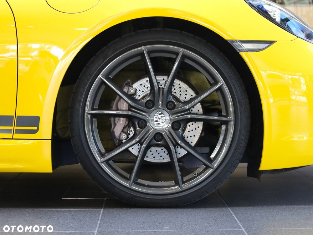 Porsche 718 Cayman - 28